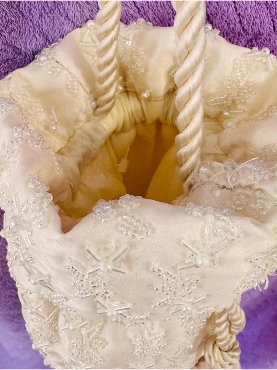 Cream Beaded Drawstring Mini Bag - Picture 2 of 9